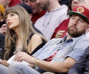 Taylor Swift, Travis Kelce go see ‘Oh, Mary!’ on Broadway