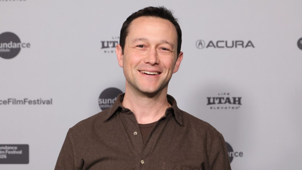 Joseph Gordon-Levitt, Sophia Bush Defend Ties to Peter Thiel’s Secretive Dialog Group