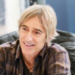 Mark Pincus Built a $12.7 Billion Company. His Formula for Startup Ideas Starts With 2 Simple Lists